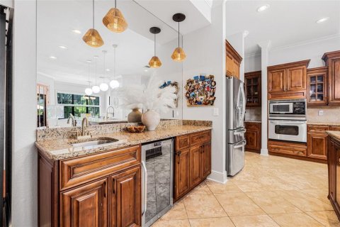 House in Tampa, Florida 4 bedrooms, 371.42 sq.m. № 1869127 - photo 29