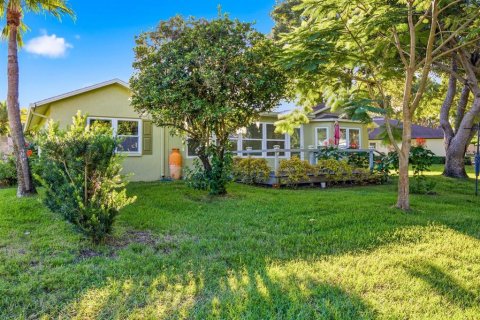 Villa ou maison à vendre à Palm Harbor, Floride: 3 chambres, 193.79 m2 № 2429284 - photo 28