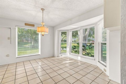 Villa ou maison à vendre à Palm Harbor, Floride: 3 chambres, 193.79 m2 № 2429284 - photo 9