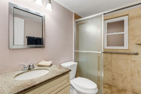 Copropriété à vendre à Largo, Floride: 2 chambres, 121.14 m2 № 2101361 - photo 13