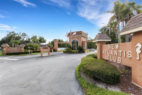 Copropriété à vendre à Largo, Floride: 2 chambres, 121.14 m2 № 2101361 - photo 2