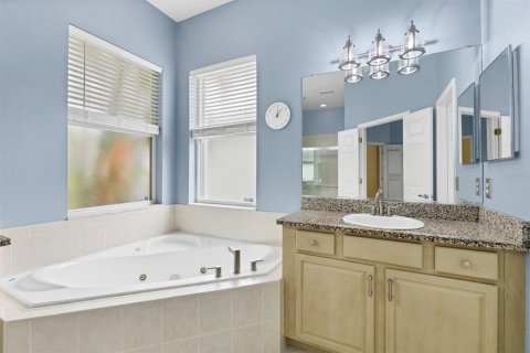 House in Parrish, Florida 3 bedrooms, 204.11 sq.m. № 1815810 - photo 16