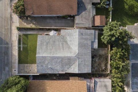 Купить коммерческую недвижимость в Майами, Флорида 175.59м2, № 2054301 - фото 5