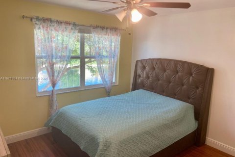 Купить таунхаус в Дирфилд-Бич, Флорида 1 комната, 168.15м2, № 2037998 - фото 23