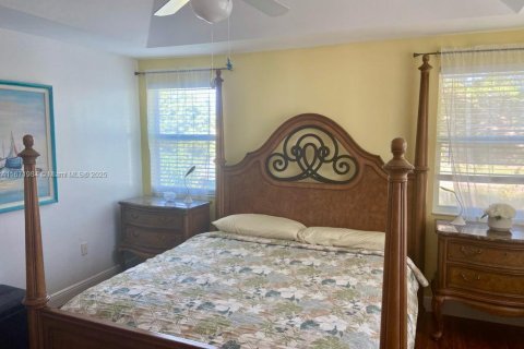 Купить таунхаус в Дирфилд-Бич, Флорида 1 комната, 168.15м2, № 2037998 - фото 24