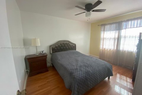 Купить таунхаус в Дирфилд-Бич, Флорида 1 комната, 168.15м2, № 2037998 - фото 30