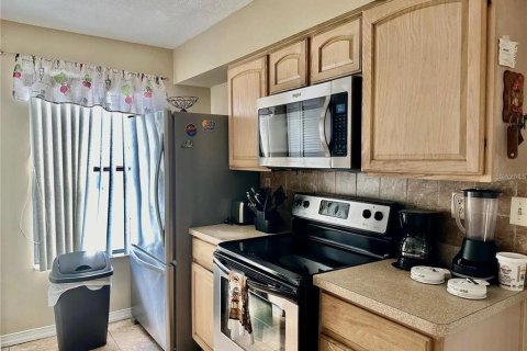 Condo in Kissimmee, Florida, 3 bedrooms  № 1869500 - photo 4