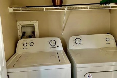 Condo in Kissimmee, Florida, 3 bedrooms  № 1869500 - photo 8