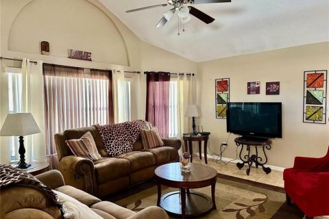 Condo in Kissimmee, Florida, 3 bedrooms  № 1869500 - photo 3