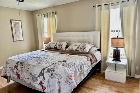 Condo in Kissimmee, Florida, 3 bedrooms  № 1869500 - photo 9
