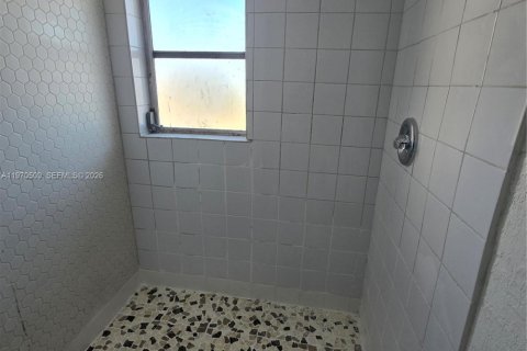 Condominio en venta en Miramar, Florida, 2 dormitorios, 77.29 m2 № 2033792 - foto 10