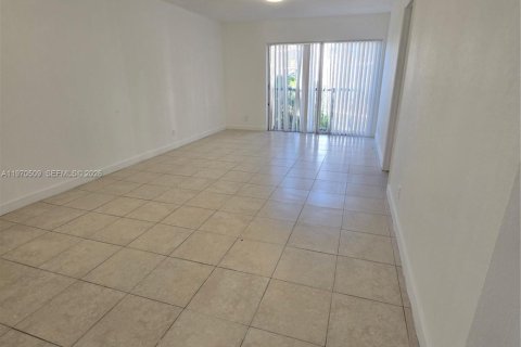 Condo à Miramar, Floride, 2 chambres  № 2033792