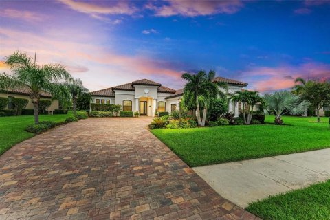 House in Lakewood Ranch, Florida 3 bedrooms, 223.34 sq.m. № 1837445 - photo 3