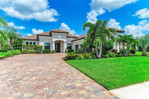 House in Lakewood Ranch, Florida 3 bedrooms, 223.34 sq.m. № 1837445 - photo 8