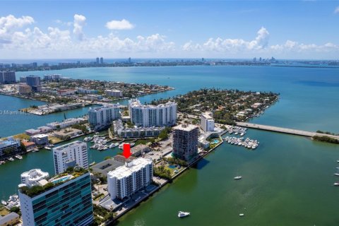 Copropriété à vendre à North Bay Village, Floride: 1 chambre, 70.61 m2 № 1922767 - photo 6