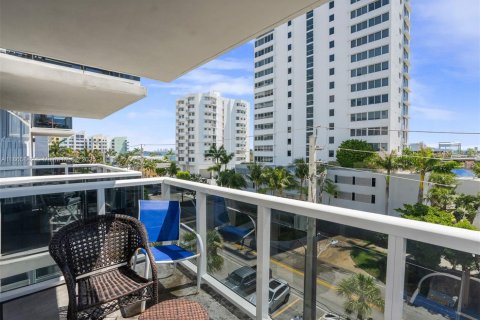 Copropriété à vendre à North Bay Village, Floride: 1 chambre, 70.61 m2 № 1922767 - photo 21