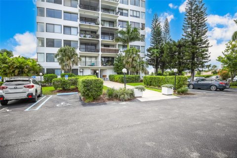 Купить кондоминиум в Уэст-Палм-Бич, Флорида 2 спальни, 92.53м2, № 2037155 - фото 27