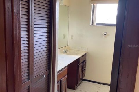 Villa ou maison à louer à Orlando, Floride: 3 chambres, 138.15 m2 № 2167625 - photo 8