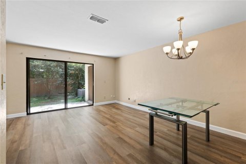 Condominio en venta en Gainesville, Florida, 2 dormitorios, 101.08 m2 № 1870184 - foto 2