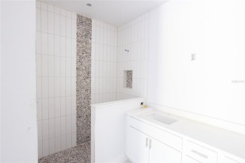 House in Rotonda, Florida 3 bedrooms, 189.71 sq.m. № 1558160 - photo 6