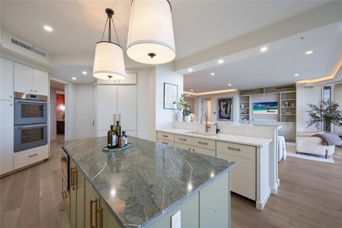 Condominio en venta en Sarasota, Florida, 3 dormitorios, 311.41 m2 № 2092940 - foto 23