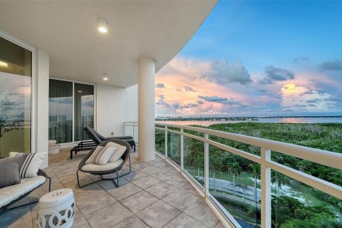 Copropriété à vendre à Sarasota, Floride: 2 chambres, 311.41 m2 № 2092940 - photo 28