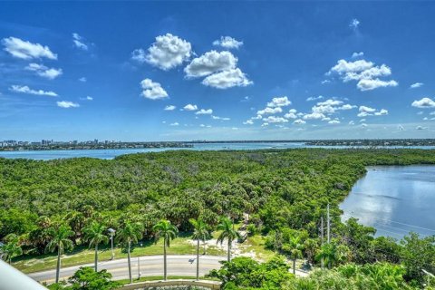 Copropriété à vendre à Sarasota, Floride: 2 chambres, 311.41 m2 № 2092940 - photo 21