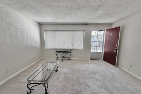 Condo in Clearwater, Florida, 1 bedroom  № 2394407 - photo 4