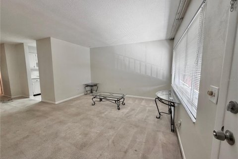 Condo in Clearwater, Florida, 1 bedroom  № 2394407 - photo 3