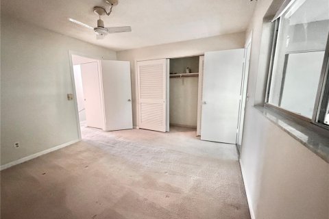 Condo in Clearwater, Florida, 1 bedroom  № 2394407 - photo 8