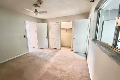Condo in Clearwater, Florida, 1 bedroom  № 2394407 - photo 9