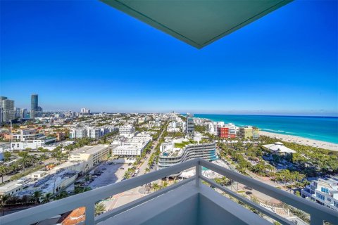 Condominio en venta en Miami Beach, Florida, 3 dormitorios, 144.83 m2 № 1937926 - foto 3