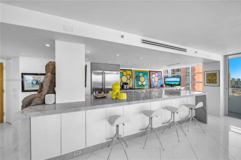 Condominio en venta en Miami Beach, Florida, 3 dormitorios, 144.83 m2 № 1937926 - foto 11