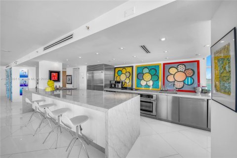 Condominio en venta en Miami Beach, Florida, 3 dormitorios, 144.83 m2 № 1937926 - foto 6