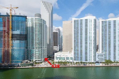 Condominio en alquiler en Miami, Florida, 1 dormitorio, 73.02 m2 № 1995231 - foto 29