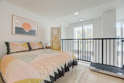 Condominio en alquiler en Miami, Florida, 1 dormitorio, 73.02 m2 № 1995231 - foto 16