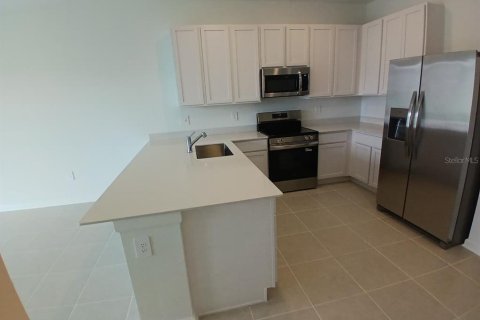 Adosado en alquiler en Kissimmee, Florida, 3 dormitorios, 183.57 m2 № 1917295 - foto 5