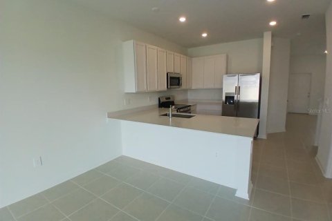Adosado en alquiler en Kissimmee, Florida, 3 dormitorios, 183.57 m2 № 1917295 - foto 4