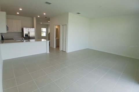 Adosado en alquiler en Kissimmee, Florida, 3 dormitorios, 183.57 m2 № 1917295 - foto 7