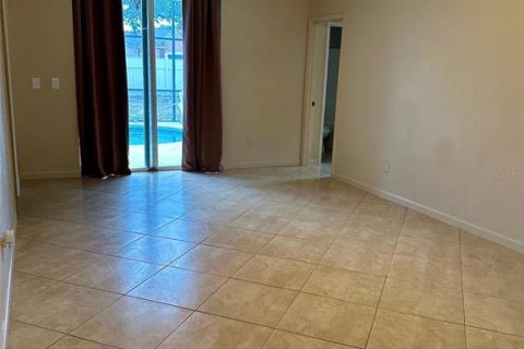 House in Davenport, Florida 5 bedrooms, 169.55 sq.m. № 1797799 - photo 6