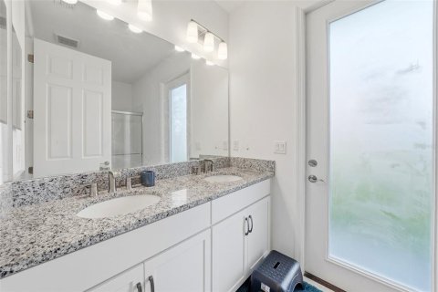 Villa ou maison à vendre à Wesley Chapel, Floride: 5 chambres, 415.46 m2 № 2134733 - photo 28