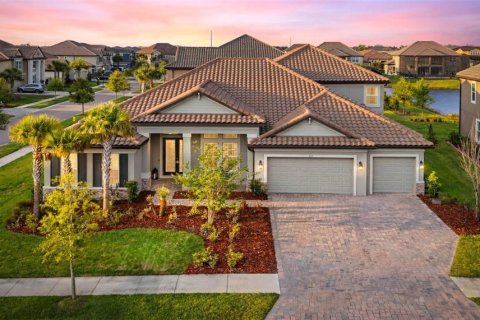 Casa en Wesley Chapel, Florida 5 dormitorios, 415.46 m2 № 2134733
