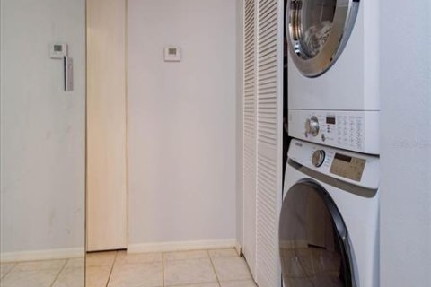 Condominio en venta en Altamonte Springs, Florida, 2 dormitorios, 129.23 m2 № 1746390 - foto 23