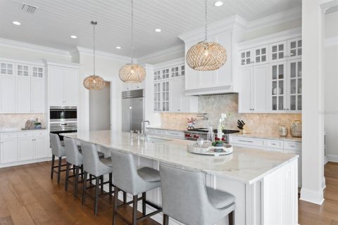 Casa en venta en Tampa, Florida, 6 dormitorios, 610.93 m2 № 1761152 - foto 12