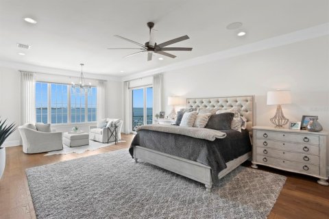 Casa en venta en Tampa, Florida, 6 dormitorios, 610.93 m2 № 1761152 - foto 26