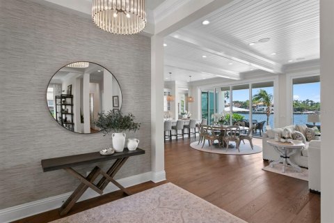 Casa en venta en Tampa, Florida, 6 dormitorios, 610.93 m2 № 1761152 - foto 21