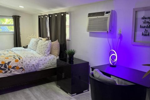 Villa ou maison à louer à Hollywood, Floride: 3 chambres, 122.54 m2 № 1887344 - photo 18