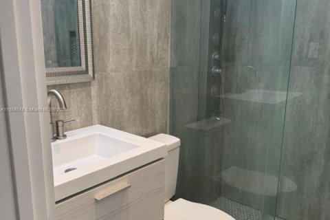 Villa ou maison à louer à Hollywood, Floride: 3 chambres, 122.54 m2 № 1887344 - photo 12