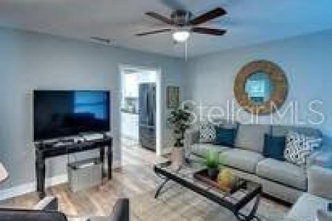 House in Nokomis, Florida 3 bedrooms, 134.71 sq.m. № 2207335 - photo 4