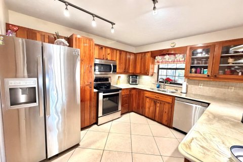 Villa ou maison à vendre à Okeechobee, Floride: 3 chambres, 244.7 m2 № 2082455 - photo 22